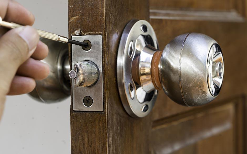 artisan serrurier ouverture de porte Paris 14
